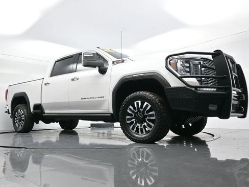 Used 2022 GMC Sierra 2500 Denali w/ Denali Ultimate Package image 48