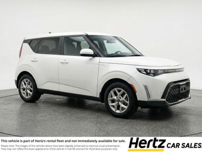 Used 2025 Kia Soul LX w/ LX Technology Package