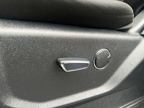 Used 2018 Ford Expedition XLT AWD/4WD image 4