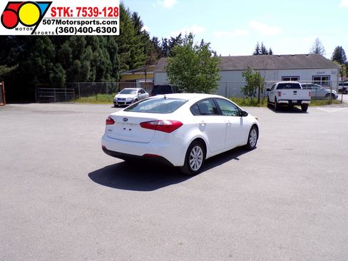 Used 2014 Kia Forte LX w/ Popular Package image 8