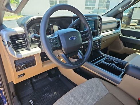 Used 2026 Ford F250 XLT AWD/4WD image 11