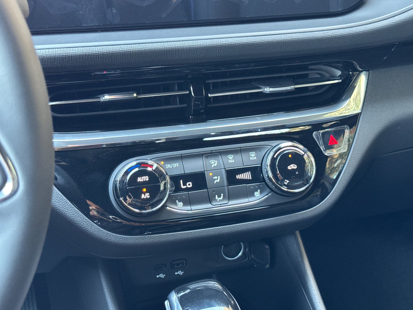 New 2026 Buick Envista Sport Touring w/ Convenience I Package FWD image 19