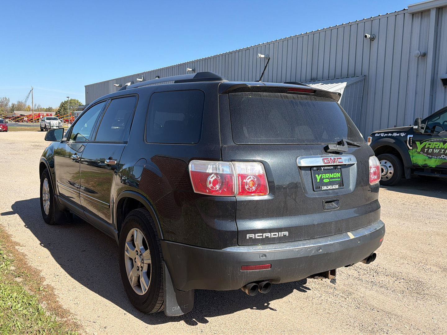 Used 2010 GMC Acadia SLE FWD image 4