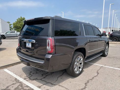 Used 2017 GMC Yukon XL Denali w/ Open Road Package AWD/4WD image 3
