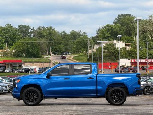 Used 2022 Chevrolet Silverado 1500 Custom AWD/4WD image 5