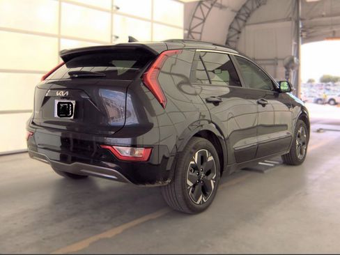 Used 2023 Kia Niro Wind FWD image 6