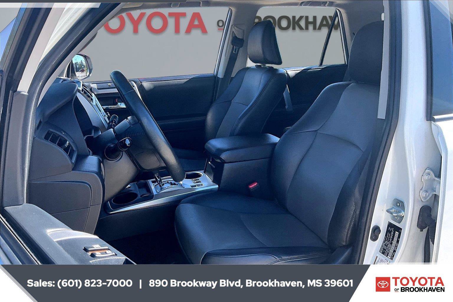 Used 2021 Toyota 4Runner SR5 Premium w/ Moonroof Package AWD/4WD image 18