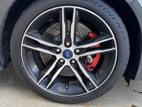 Used 2018 Ford Focus ST image 35