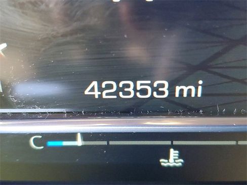 Used 2023 GMC Sierra 1500 SLT w/ SLT Premium Package image 14