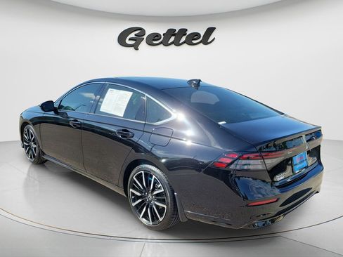 Used 2025 Honda Accord Touring image 6