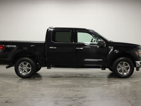 Used 2025 Ford F150 XLT w/ Equipment Group 301A Standard AWD/4WD image 9