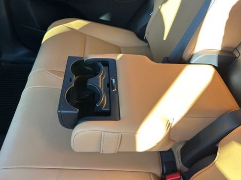 Used 2025 Lexus RX 350 FWD image 17