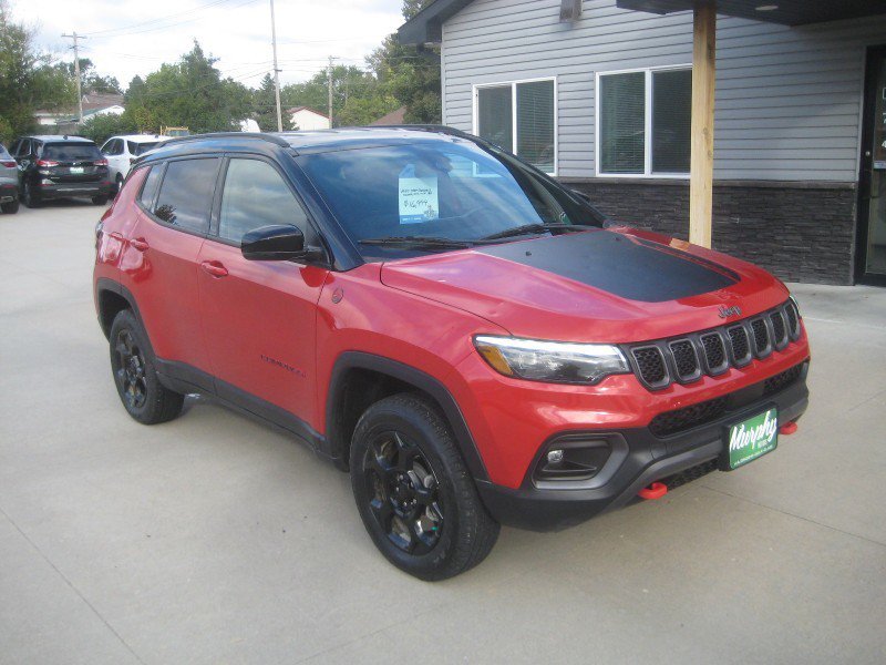 Used 2023 Jeep Compass Trailhawk w/ Trailhawk Elite Group AWD/4WD image 2