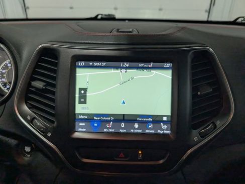 Used 2022 Jeep Cherokee Trailhawk w/ Sound & Nav Group AWD/4WD image 20