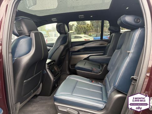 Used 2026 Cadillac Escalade IQ Sport 2 AWD/4WD image 11