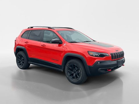 Used 2021 Jeep Cherokee Trailhawk w/ Sun, Sound & Nav Group AWD/4WD image 9