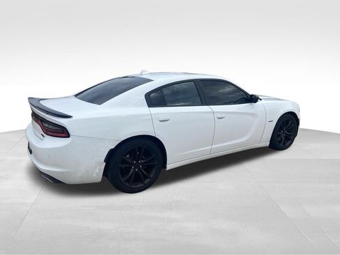 Used 2016 Dodge Charger R/T w/ Plus Group RWD image 13