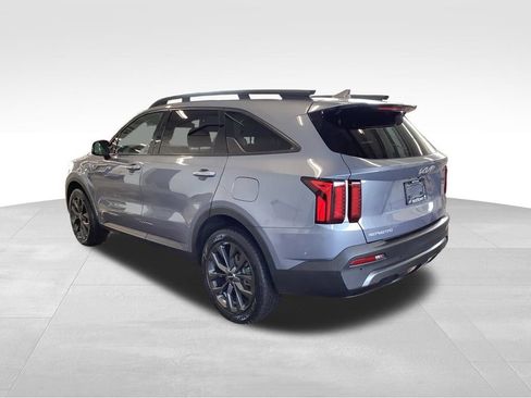 Certified 2023 Kia Sorento X-Line EX AWD/4WD image 4