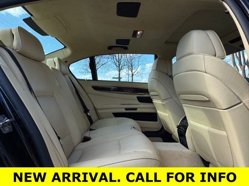 Used 2011 BMW 750Li w/ Luxury Rear Seating Pkg image 20