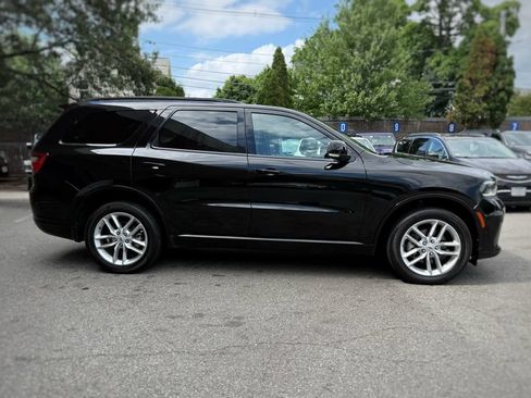 Used 2025 Dodge Durango GT AWD/4WD image 4