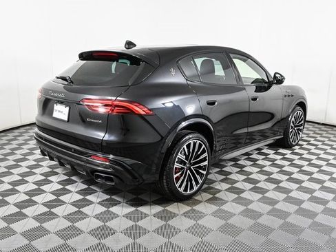 New 2025 Maserati Grecale Trofeo image 31