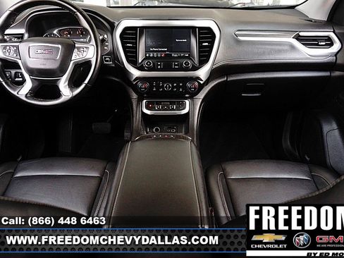 Used 2023 GMC Acadia SLT w/ Preferred Package image 7