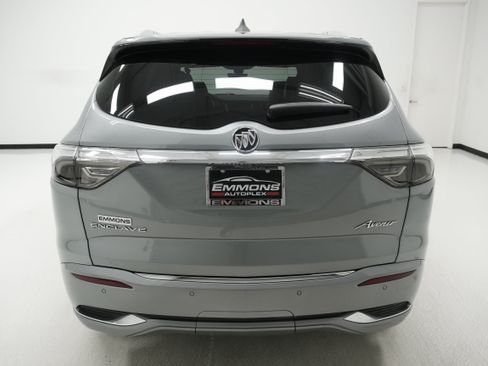 Used 2024 Buick Enclave Avenir w/ Avenir Technology Package FWD image 5