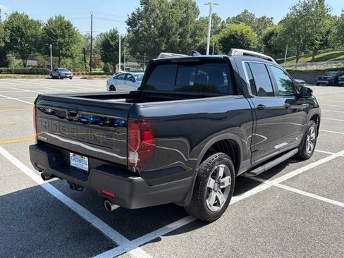 Certified 2025 Honda Ridgeline RTL image 8