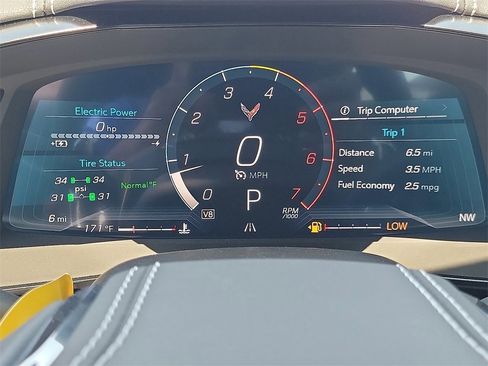 New 2025 Chevrolet Corvette E-Ray image 7