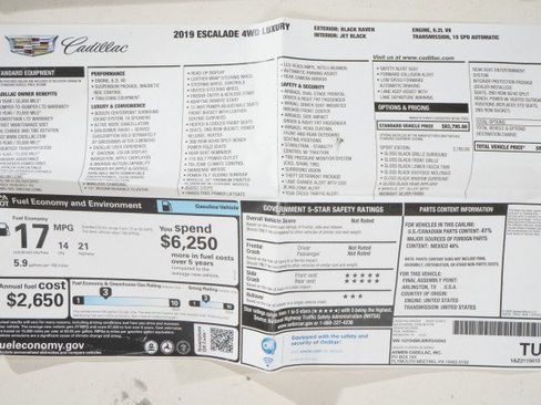 Used 2019 Cadillac Escalade Luxury w/ Escalade Sport Edition image 66