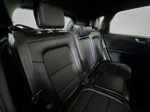 Used 2023 Ford Escape ST-Line image 24