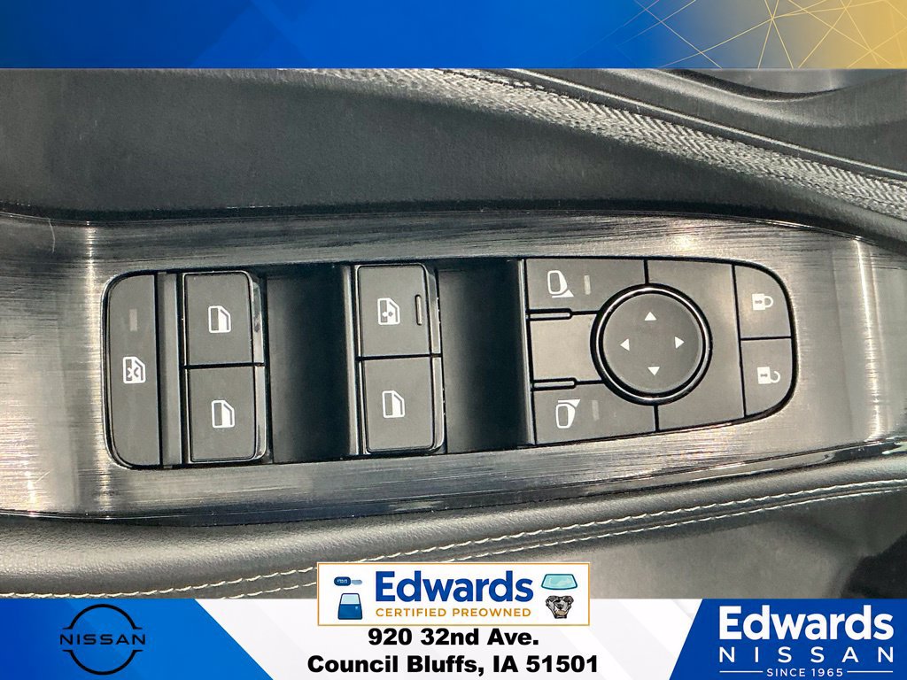 Used 2023 Nissan Rogue SV AWD/4WD image 20