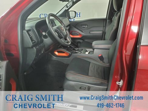 Used 2023 Nissan Frontier PRO-4X w/ Technology Package AWD/4WD image 10