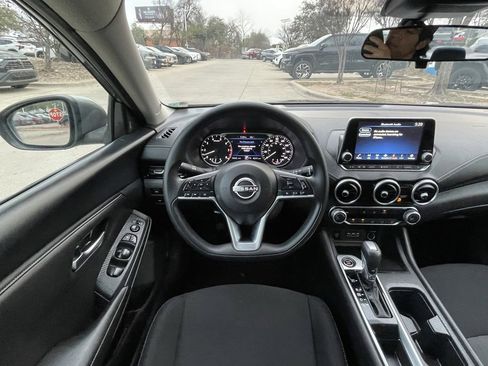 Used 2024 Nissan Sentra SV image 11