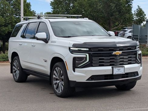 Used 2025 Chevrolet Tahoe High Country AWD/4WD image 8