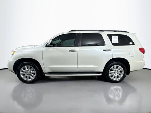 Used 2013 Toyota Sequoia Platinum image 10