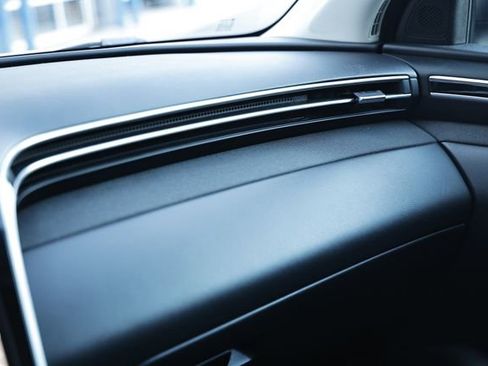 Used 2022 Hyundai Tucson Limited image 39