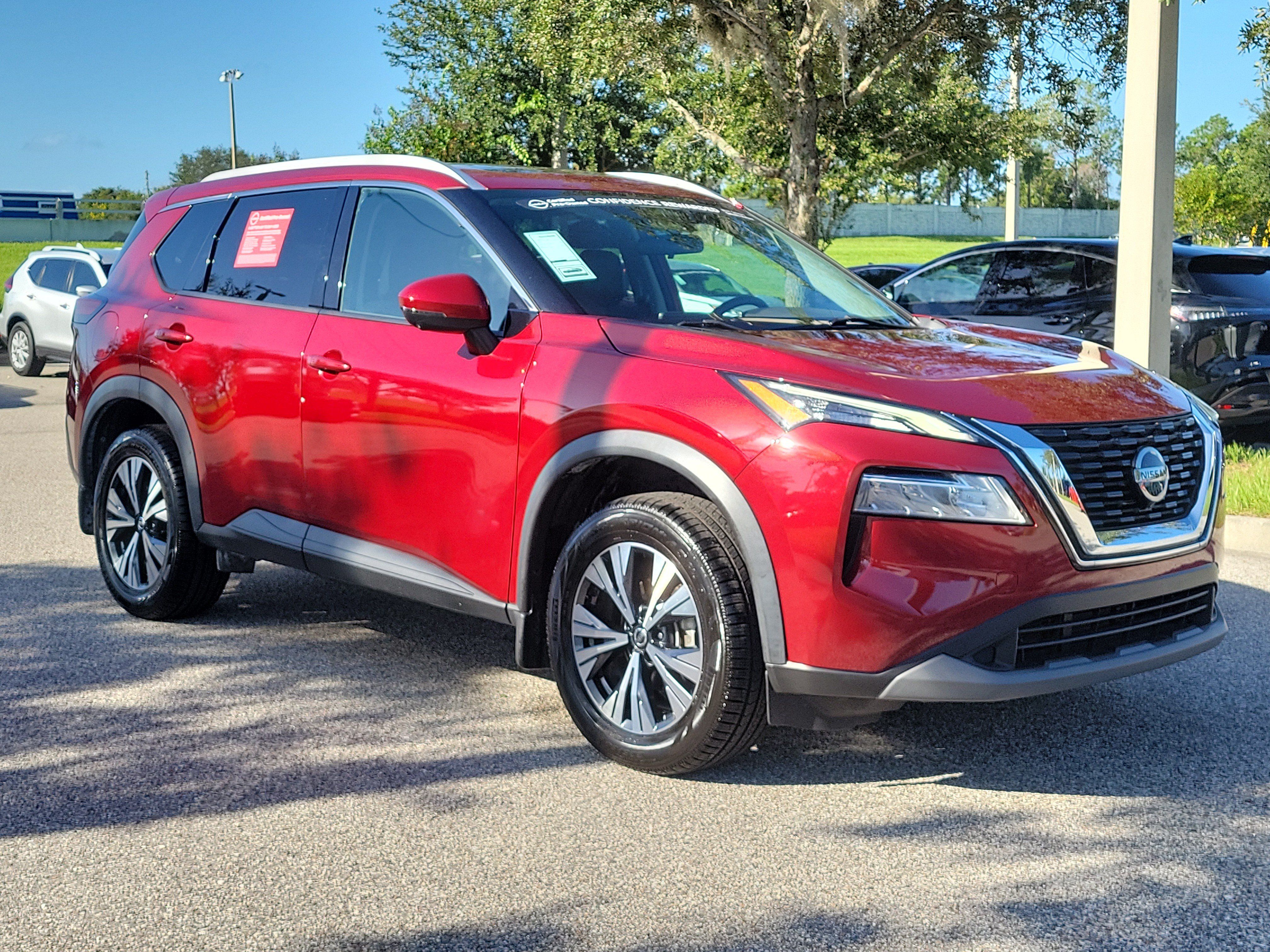 Certified 2021 Nissan Rogue SV w/ Premium Package FWD image 3
