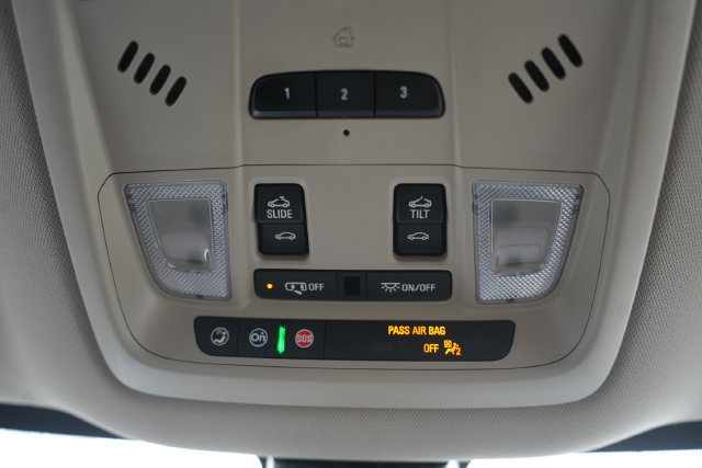 Used 2021 Buick Enclave Premium w/ Sun and Sites Package AWD/4WD image 31