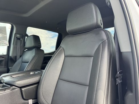 Certified 2026 GMC Sierra 1500 SLT AWD/4WD image 13