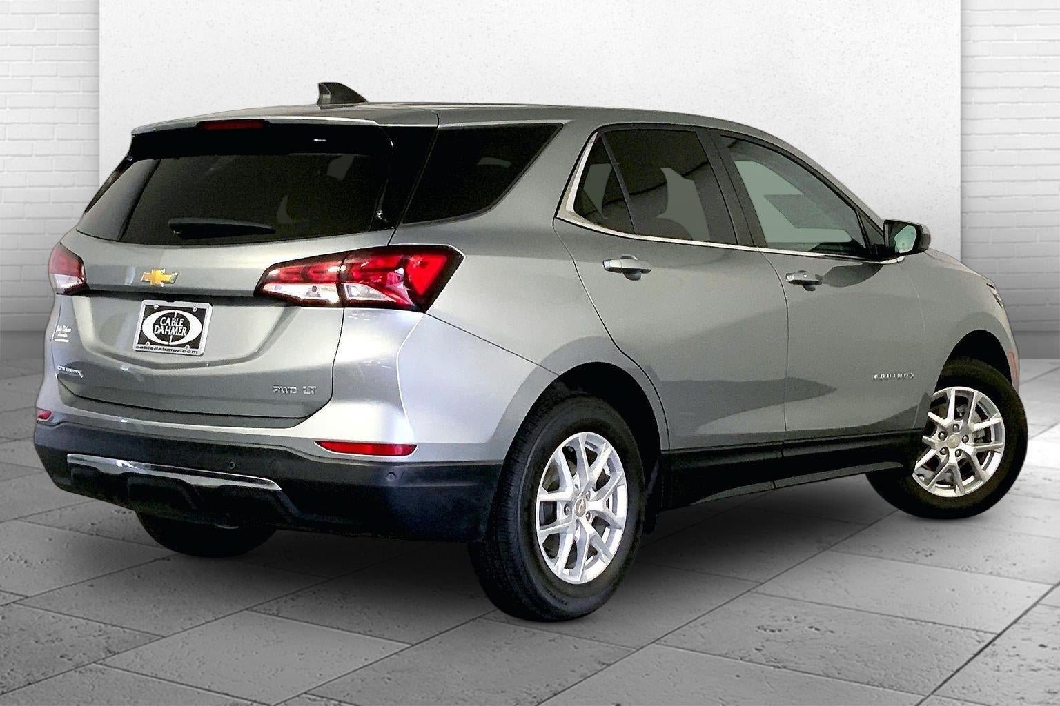 Used 2024 Chevrolet Equinox LT AWD/4WD image 12