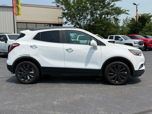Used 2020 Buick Encore Essence FWD image 9