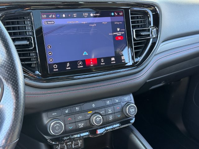 Used 2024 Dodge Durango GT RWD image 19