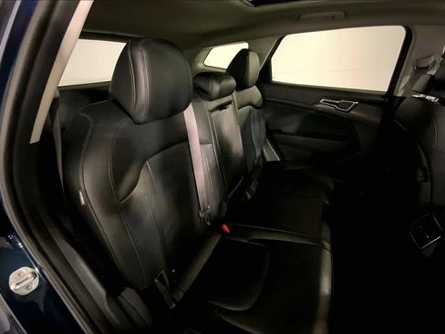 Certified 2025 Kia Sportage EX w/ EX Premium Package image 23