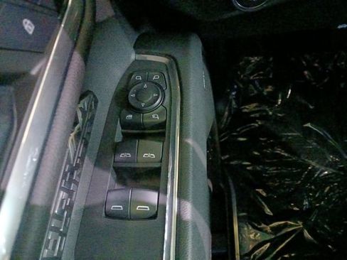 Used 2024 Chevrolet Silverado 1500 High Country w/ Technology Package image 10