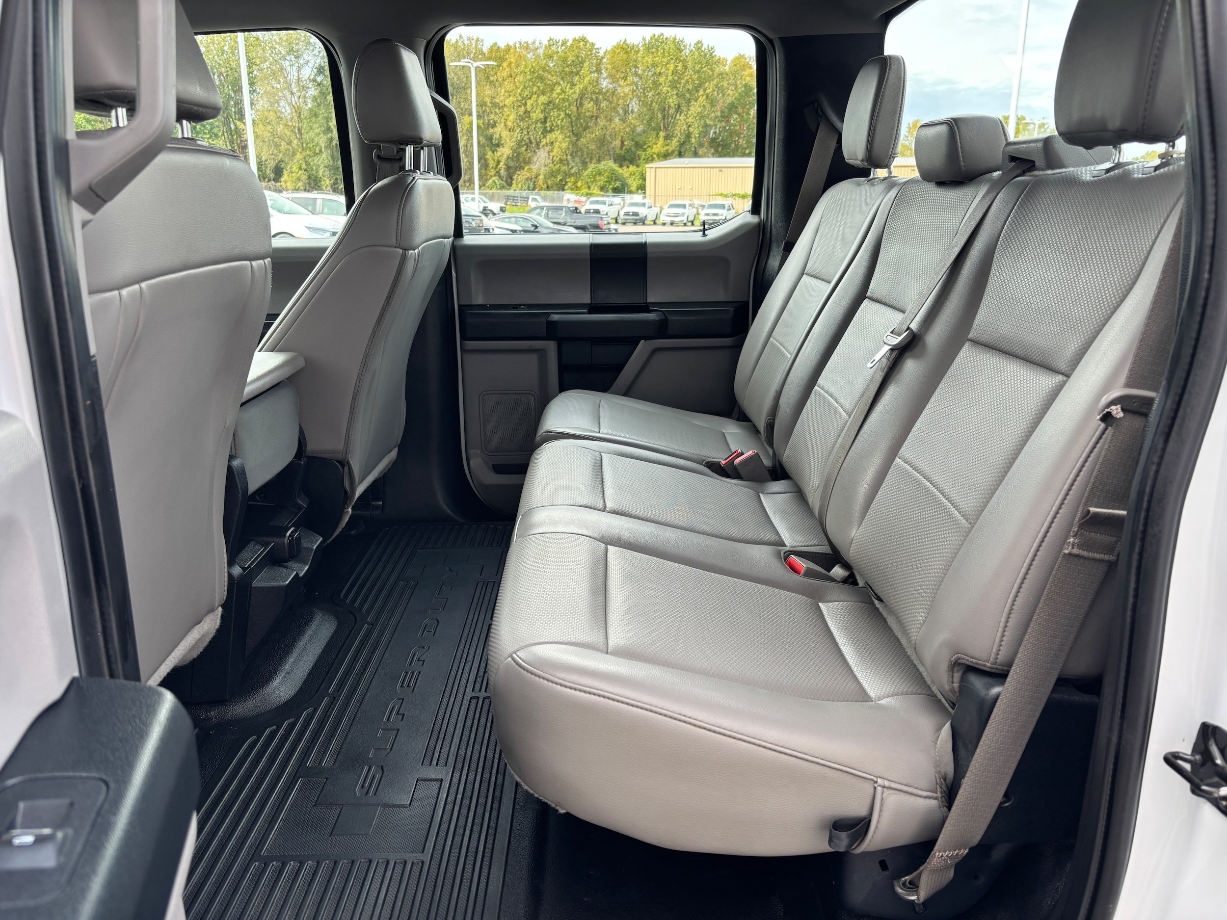 Used 2019 Ford F250 XL w/ Power Equipment Group AWD/4WD image 10