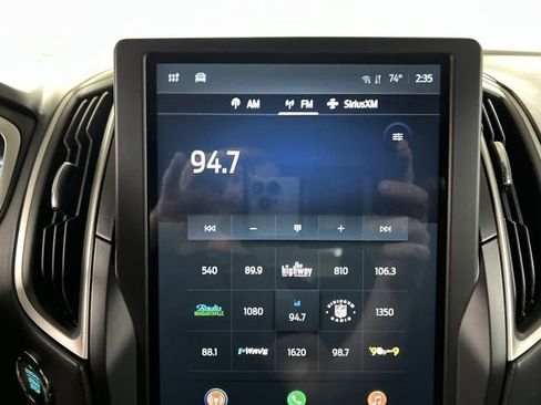 Used 2021 Ford Edge ST-Line image 13