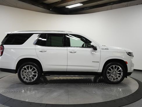 Used 2022 Chevrolet Tahoe High Country AWD/4WD image 9