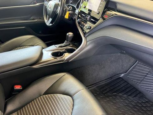 Certified 2021 Toyota Camry SE w/ Convenience Package FWD image 15