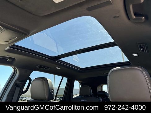 New 2026 GMC Acadia Denali Ultimate w/ LPO, Floor Liner Package AWD/4WD image 22